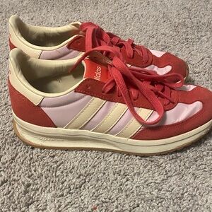 adidas Women’s Pink & Red Low-Top Sneakers with Cream Stripes